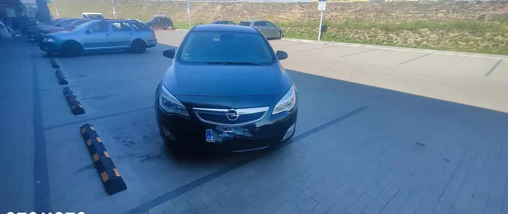 mława Opel Astra cena 29900 przebieg: 190000, rok produkcji 2012 z Mława